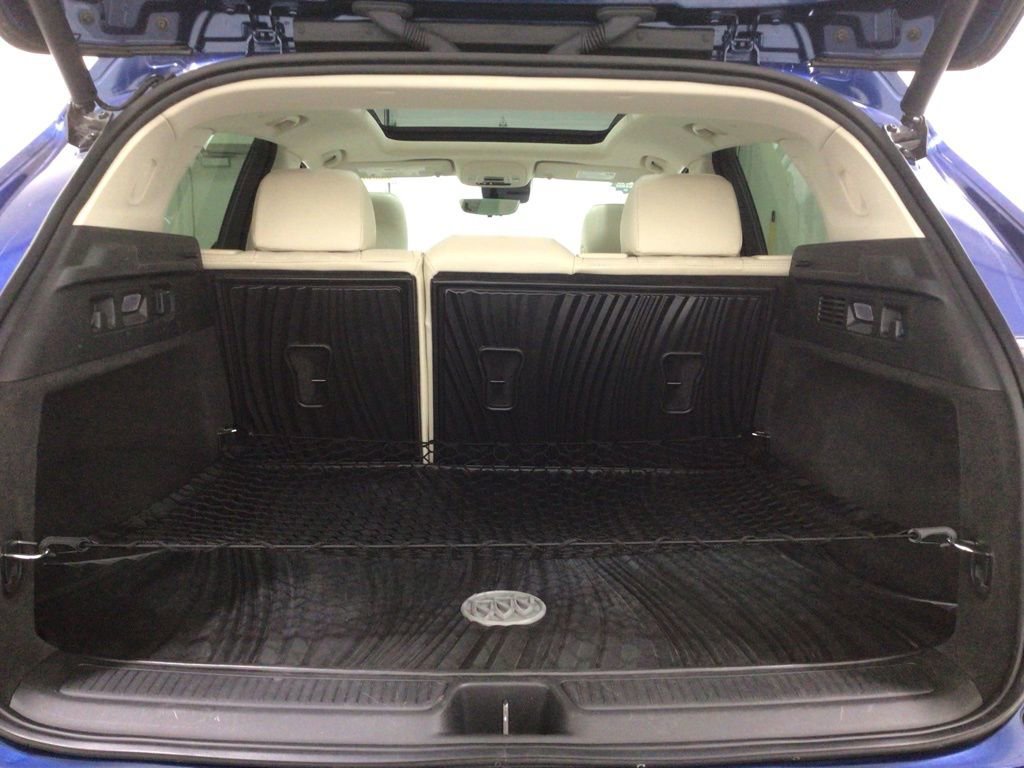 Used 2023 Buick Envision Avenir image 23