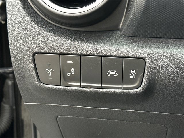 Used 2020 Hyundai Kona SEL Plus image 20