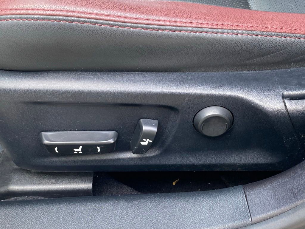 Used 2018 Lexus IS 300 w/ Accessory Package 2 RWD image 38