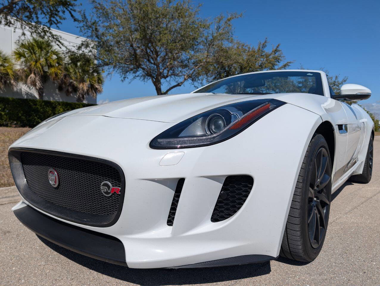 Used 2016 Jaguar F-TYPE Convertible image 10