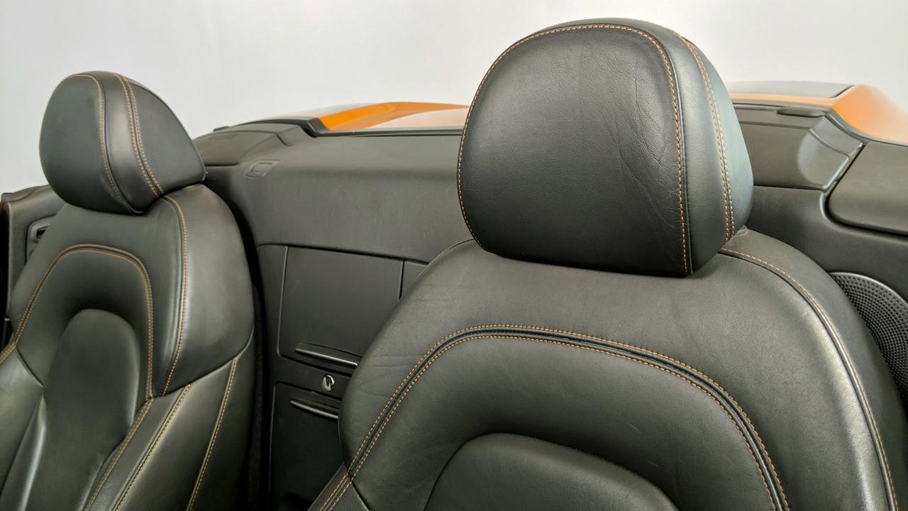 Used 2015 Audi R8 V8 w/ Full Leather Package image 17