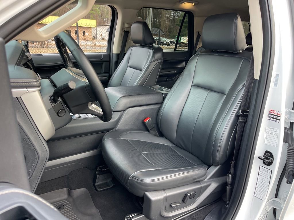 Certified 2024 Ford Expedition XLT image 21