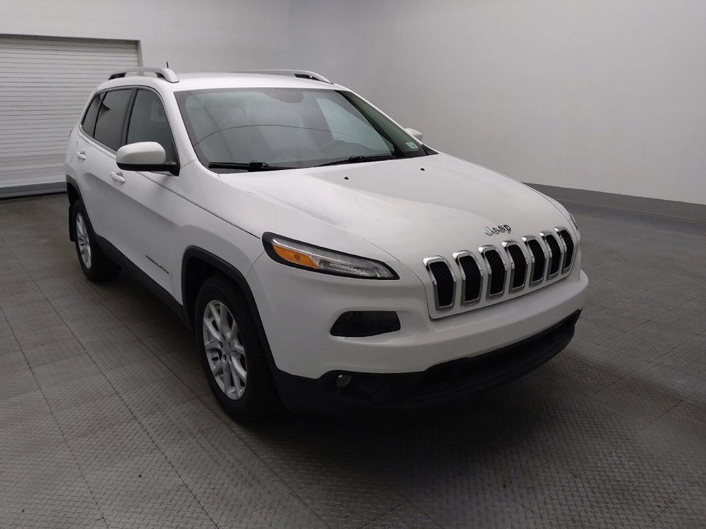 Used 2018 Jeep Cherokee Latitude Plus image 13
