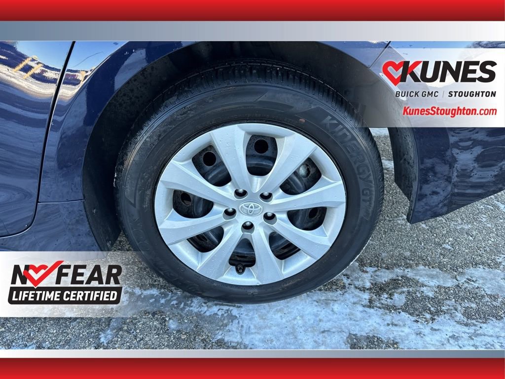 Used 2023 Toyota Corolla LE image 16