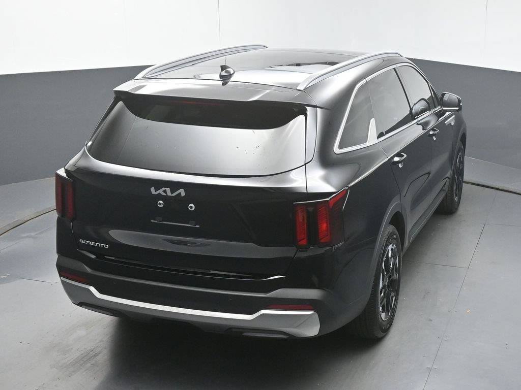Used 2025 Kia Sorento S w/ Panoramic Sunroof Package FWD image 49