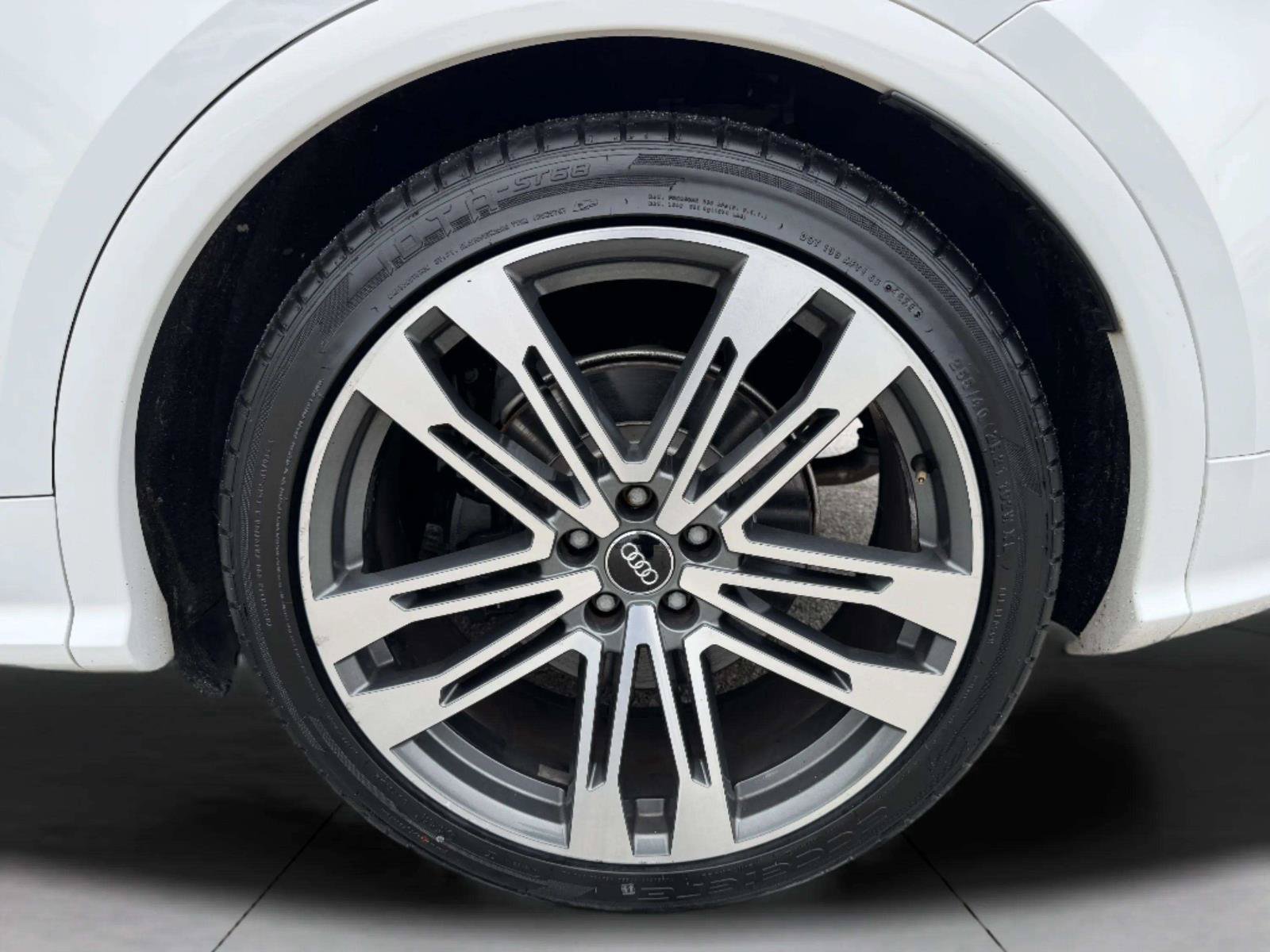 Used 2018 Audi SQ5 Prestige w/ Prestige Package AWD/4WD image 59