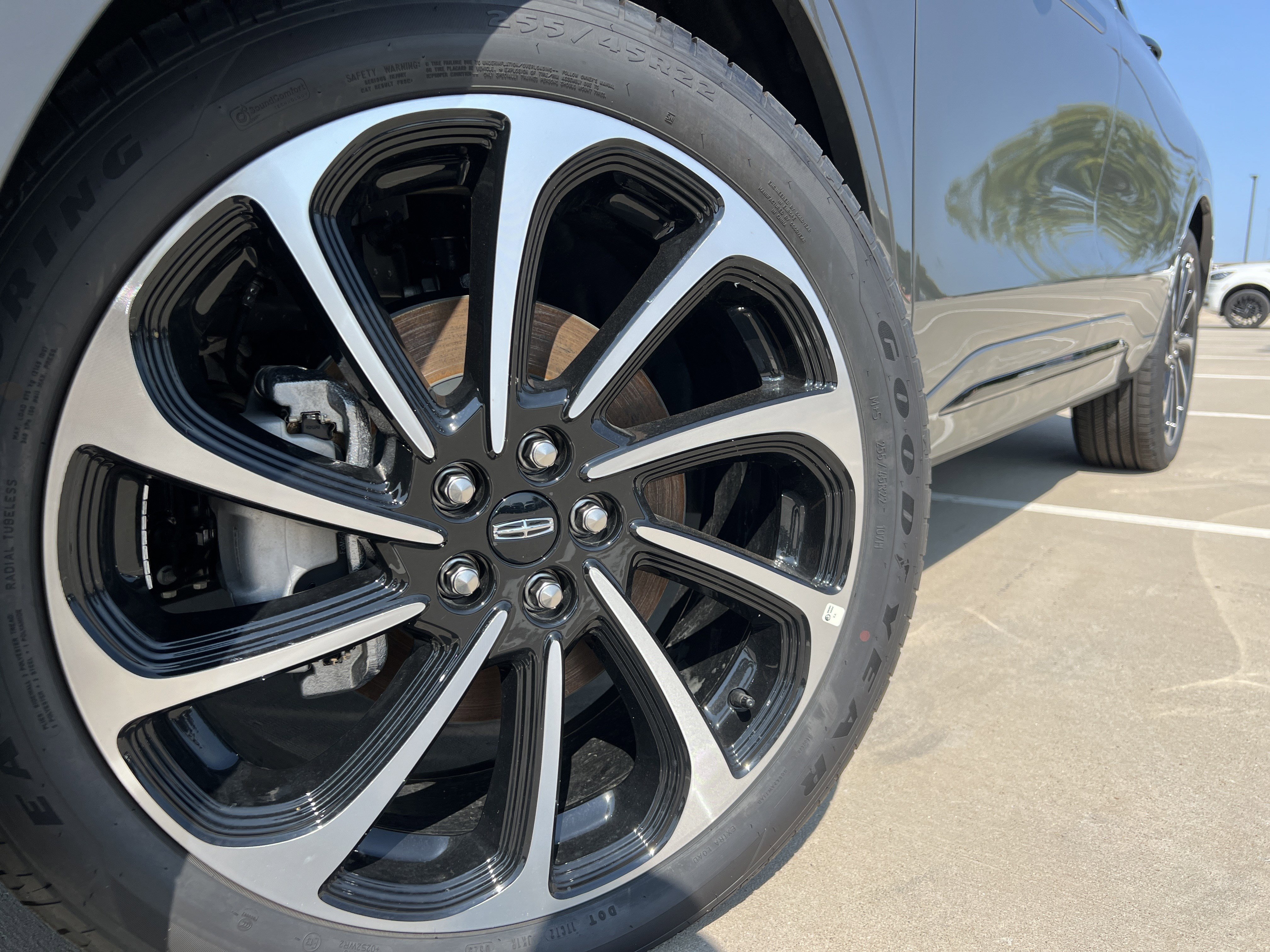 New 2025 Lincoln Nautilus Black Label image 14