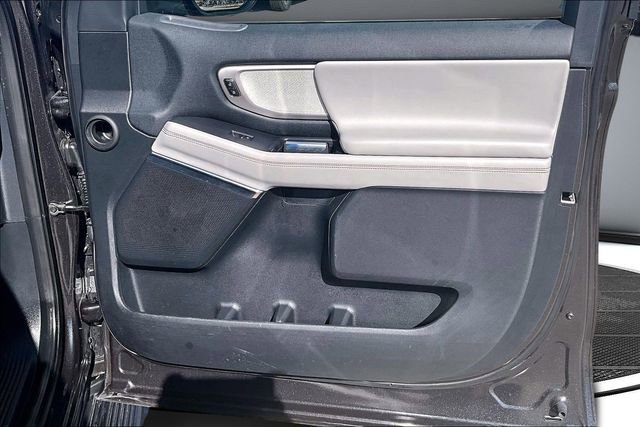 Used 2025 Ford Expedition Max Active image 28