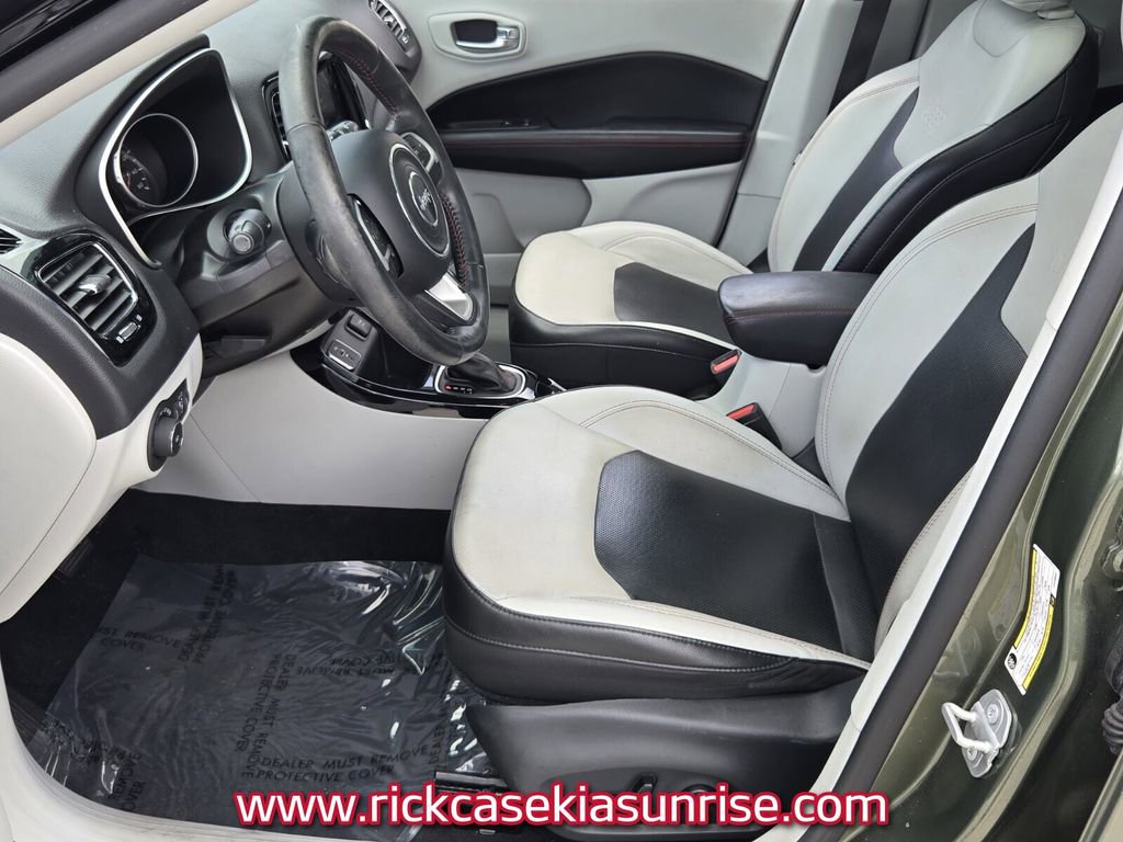 Used 2018 Jeep Compass Limited w/ Navigation Group image 11