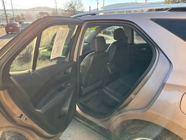 Used 2018 Chevrolet Equinox Premier image 16
