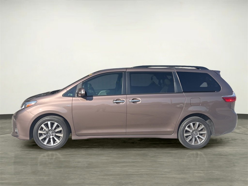 Used 2020 Toyota Sienna Limited Premium image 2