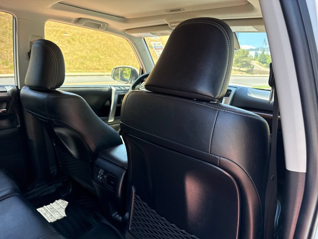 Used 2024 Toyota 4Runner Limited AWD/4WD image 27