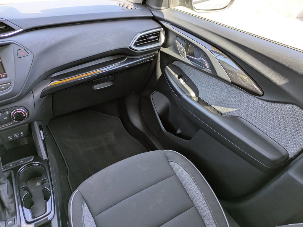 Used 2023 Chevrolet TrailBlazer LS image 16