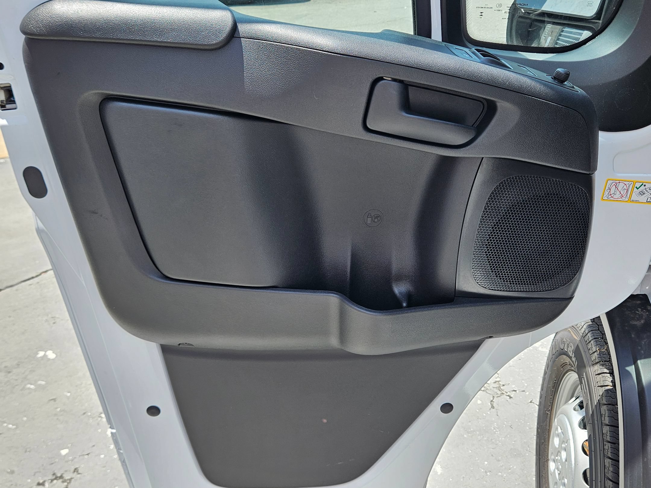 New 2026 RAM ProMaster 1500 w/ Convenience Group FWD image 17