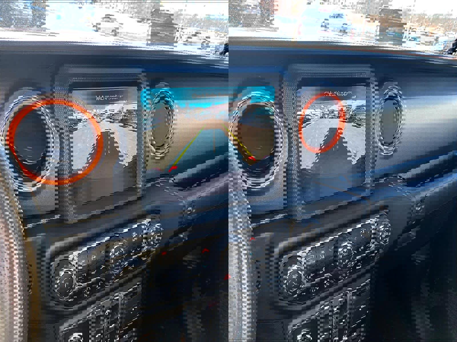 Used 2022 Jeep Gladiator Mojave w/ Cold Weather Group image 19