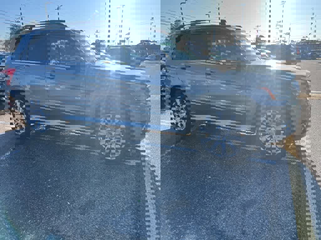 Used 2012 Mercedes-Benz GLK 350 2WD image 3