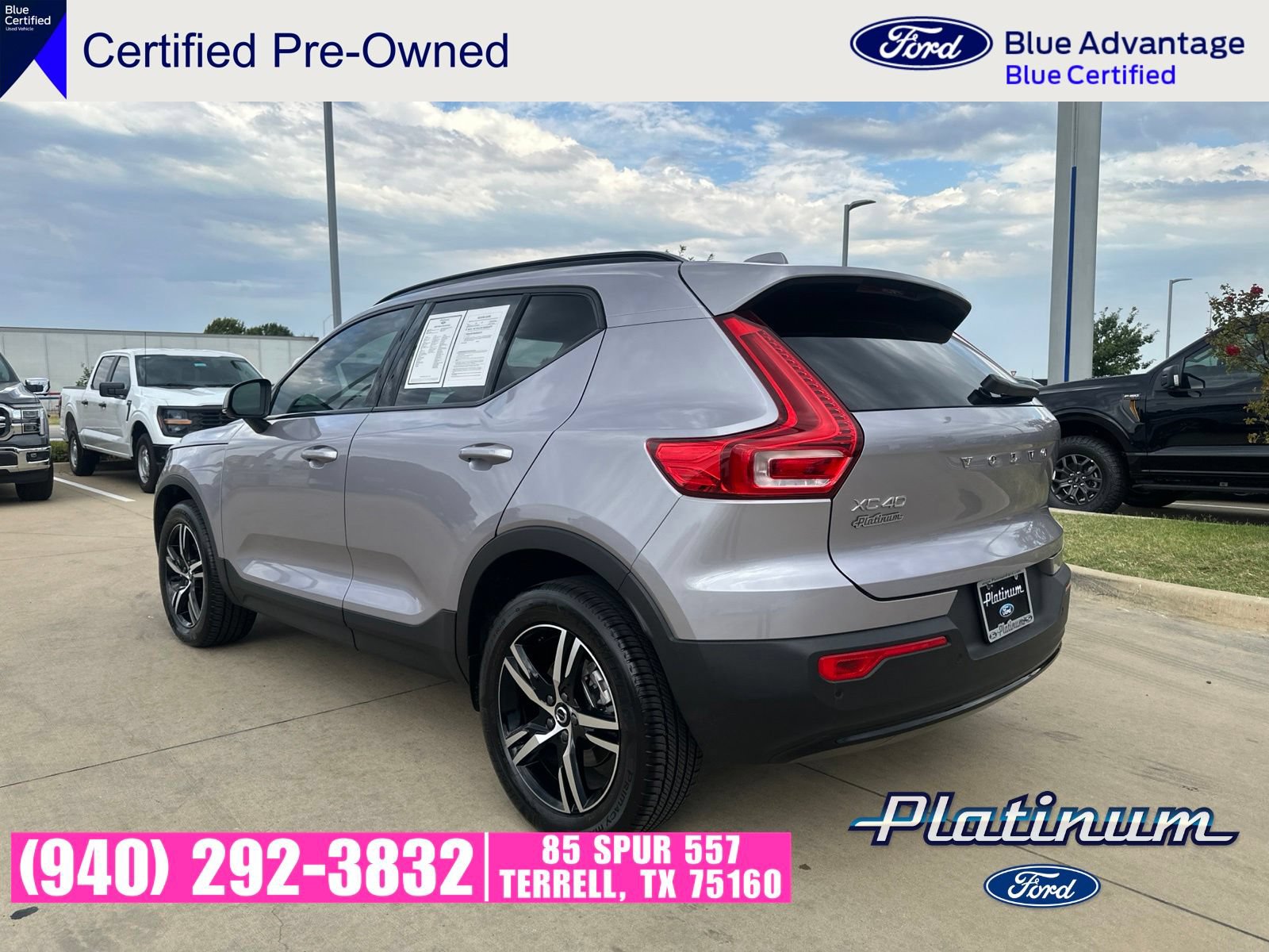 Used 2026 Volvo XC40 B4 Core w/ Climate Package FWD video 3