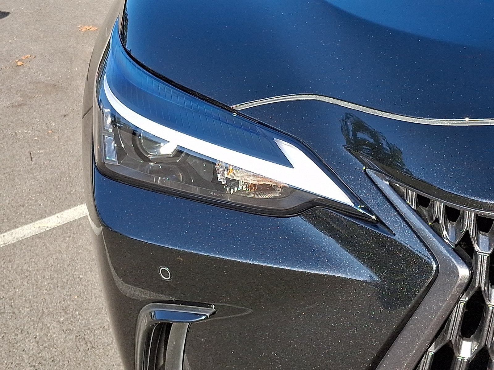 Certified 2025 Lexus NX 350 AWD w/ Accessory Package (2T) image 9