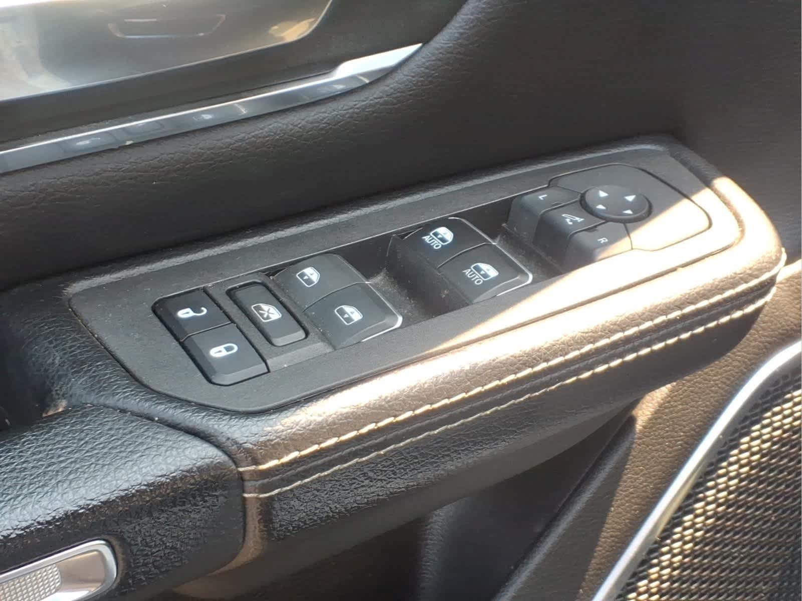 Used 2025 RAM 1500 Laramie w/ Sport Appearance Package AWD/4WD image 21