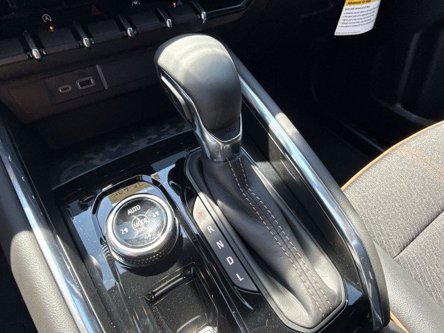 New 2025 GMC Canyon AT4 w/ Nightfall Edition image 21