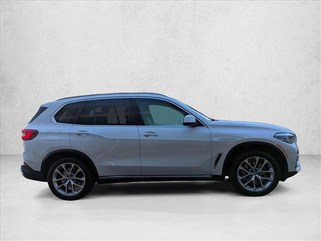 Used 2021 BMW X5 xDrive40i w/ Premium Package 2 image 4