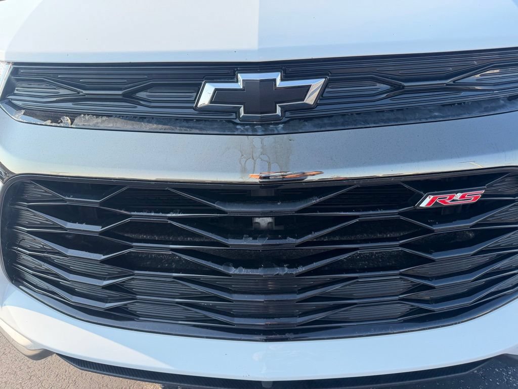 Used 2022 Chevrolet TrailBlazer RS w/ Technology Package FWD image 7