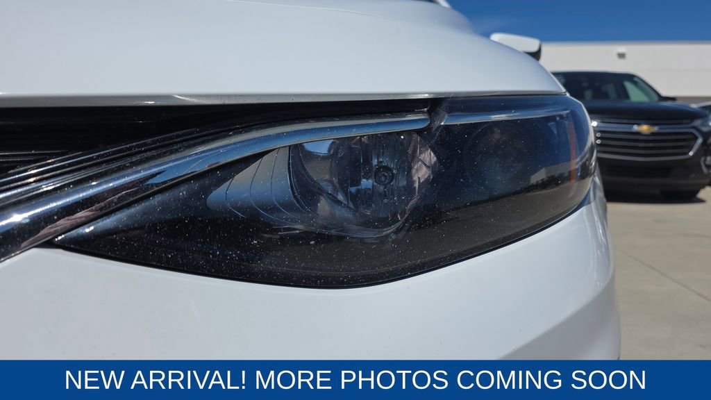 Used 2020 Chevrolet Malibu LS w/ Driver Confidence Package II image 9