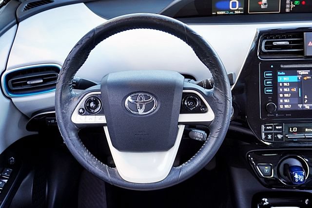 Used 2016 Toyota Prius Four FWD image 26