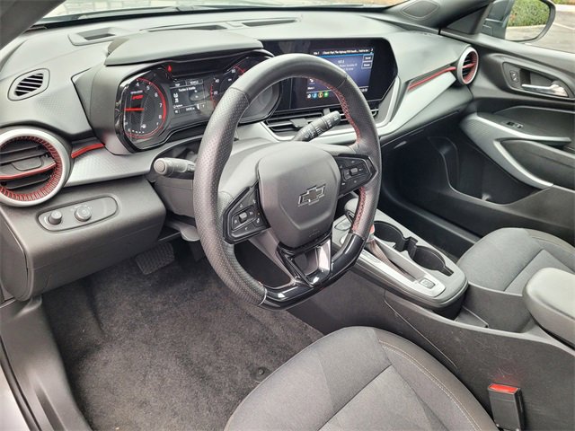 Used 2024 Chevrolet Trax RS w/ Driver Confidence Package image 7