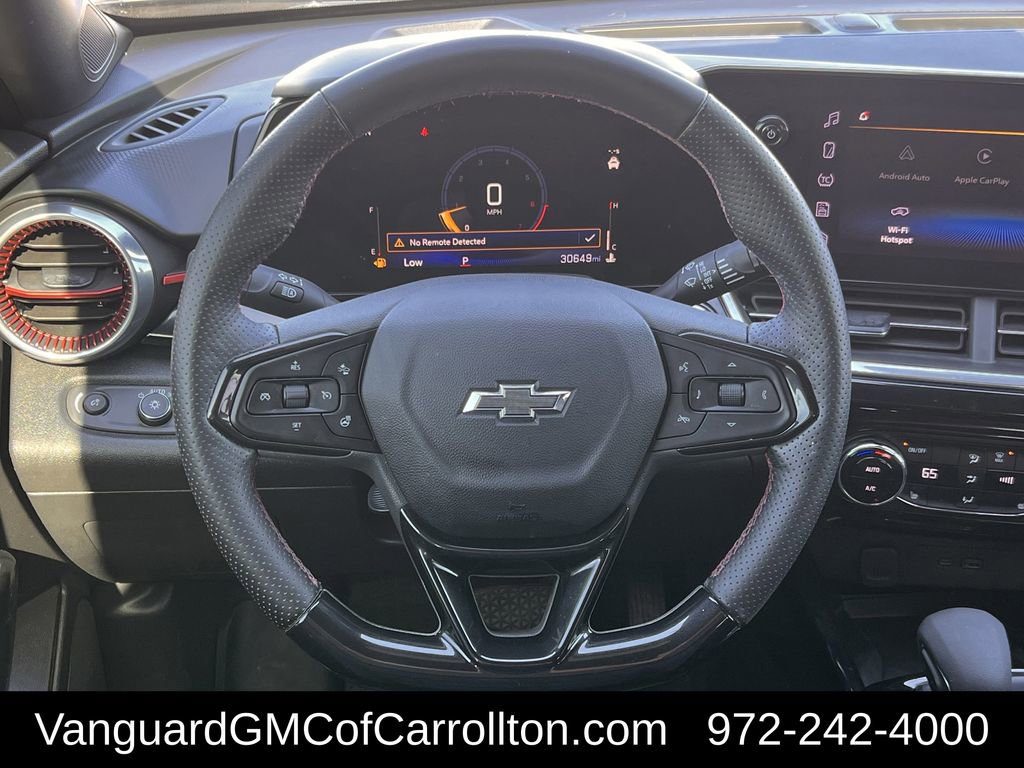 Used 2024 Chevrolet Trax RS w/ Sunroof Package image 14