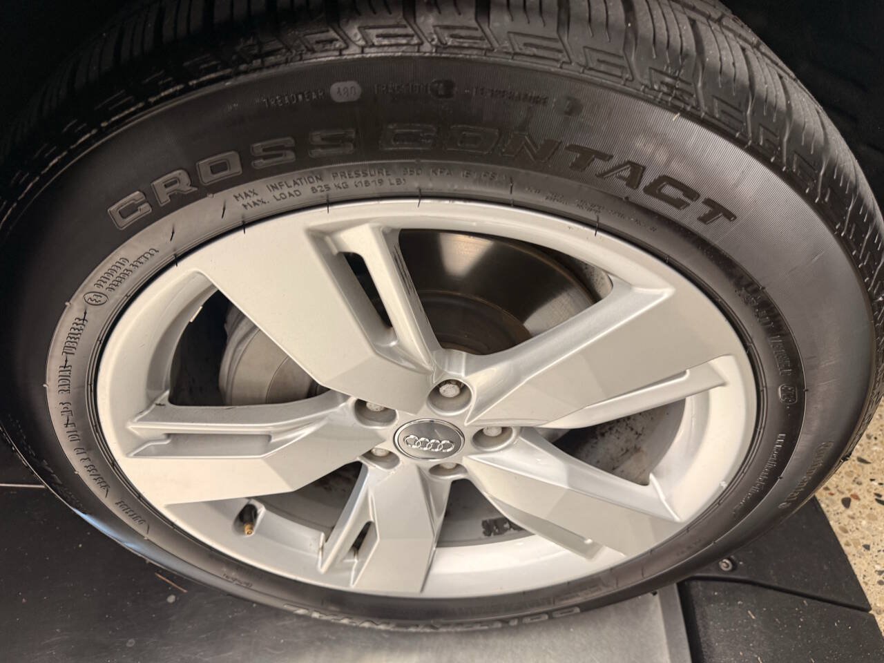 Used 2018 Audi Q5 2.0T Premium Plus w/ Premium Plus Package AWD/4WD image 32