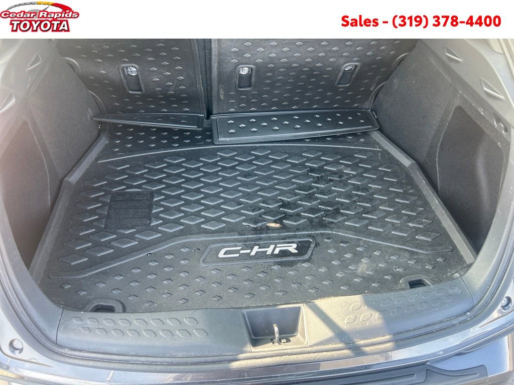 Certified 2022 Toyota C-HR Nightshade image 21