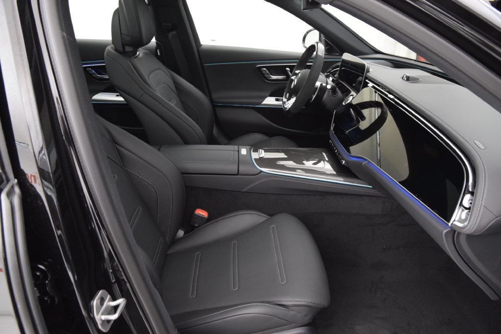 New 2026 Mercedes-Benz E 53 AMG e 4MATIC Sedan image 16