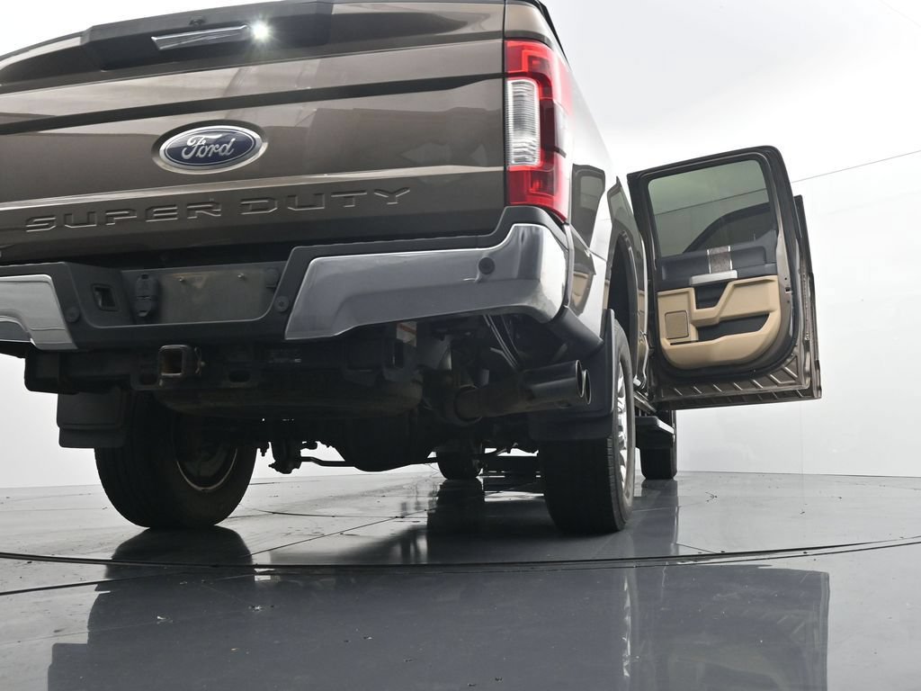 Used 2017 Ford F250 Lariat w/ Chrome Package AWD/4WD image 30
