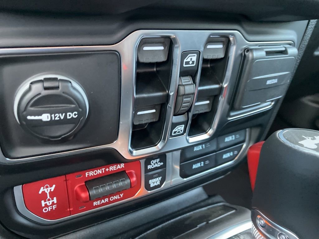 New 2025 Jeep Wrangler Unlimited Rubicon w/ Steel Bumper Group image 13