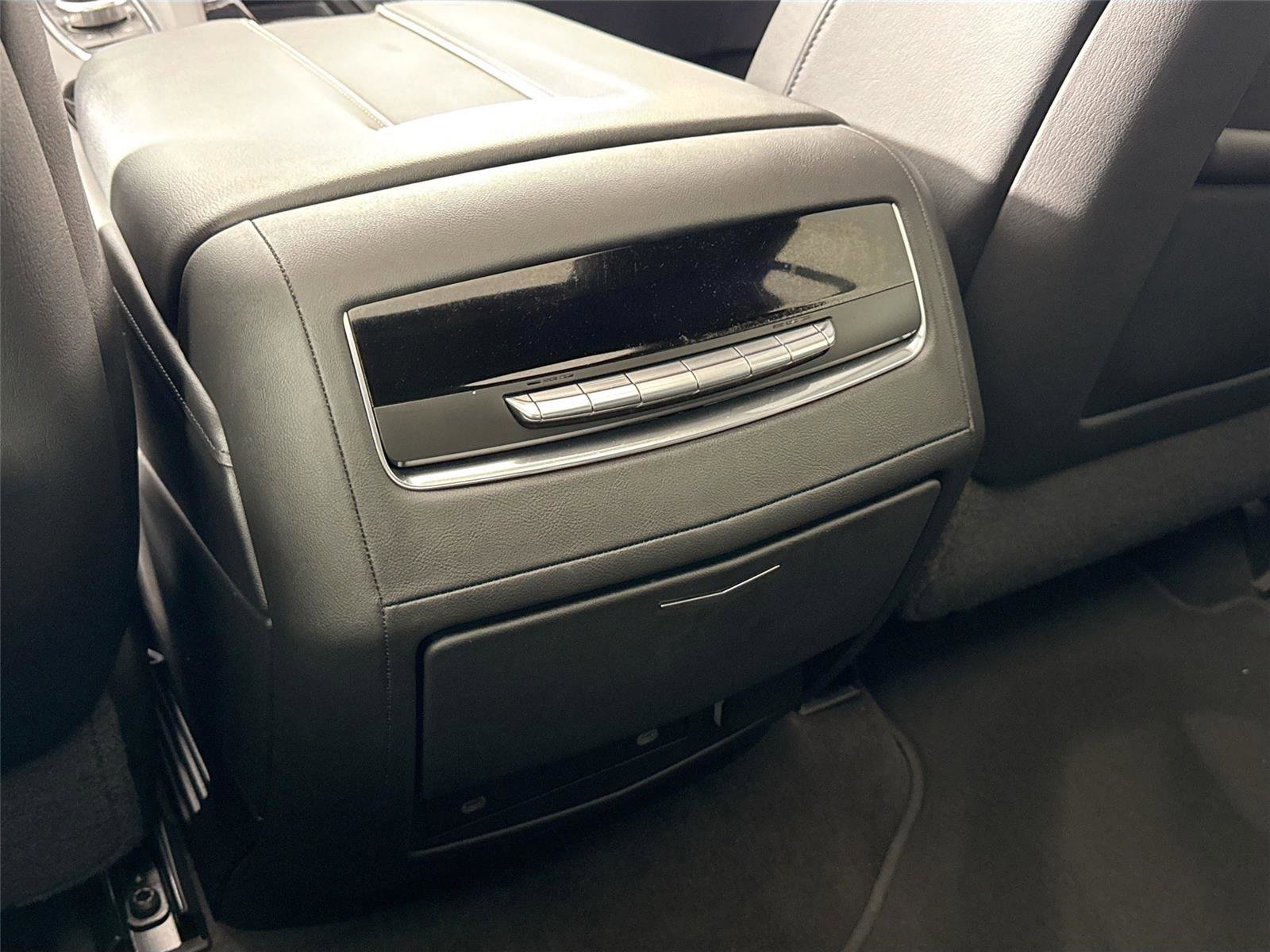 Used 2024 Cadillac Escalade Sport image 37