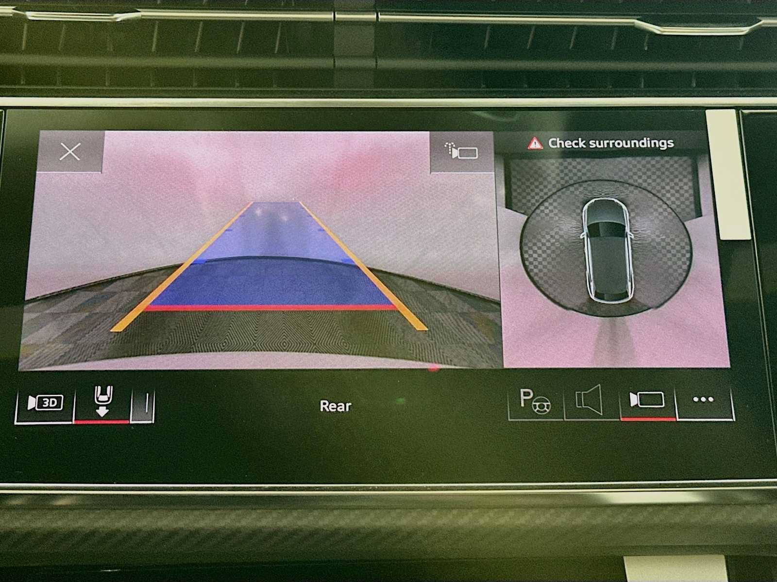 New 2026 Audi SQ8 Prestige AWD/4WD image 15