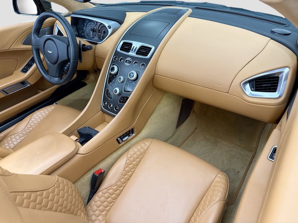 Used 2014 Aston Martin Vanquish Volante image 24