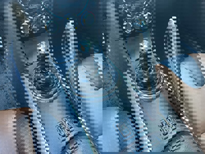 Used 2005 MAZDA RX-8 w/ MT Grand Touring Pkg image 38