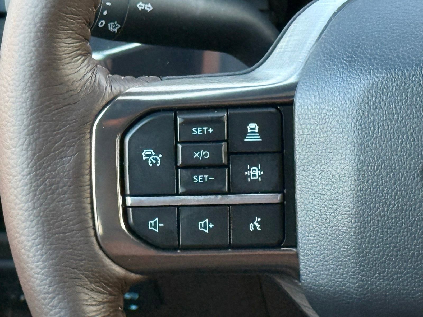 New 2026 Ford F150 King Ranch w/ Equipment Group 601A High image 37