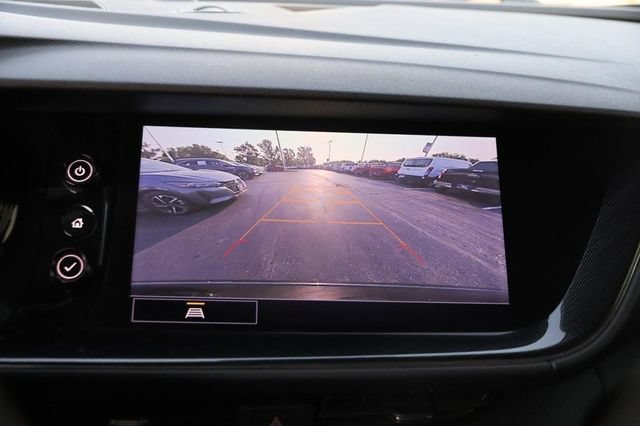 Used 2021 Buick Envision Essence w/ Sport Touring Package FWD image 18