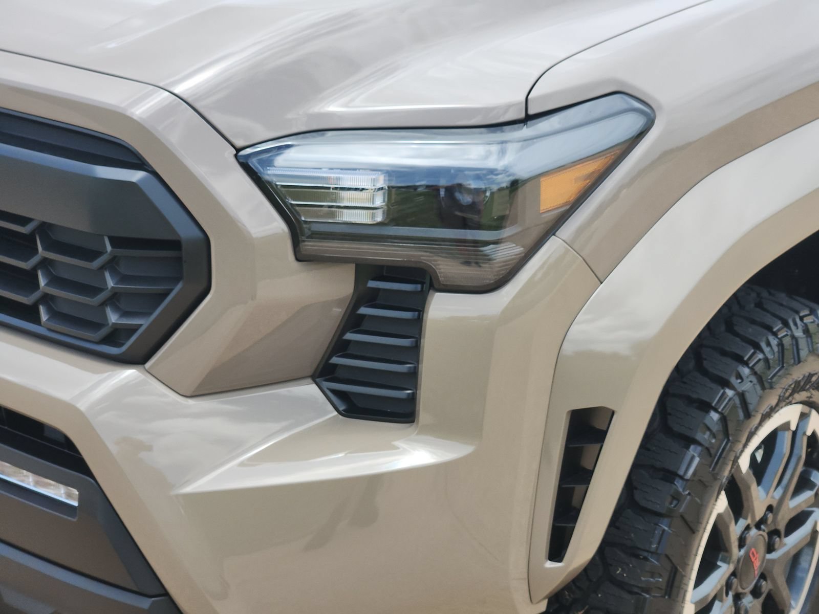 New 2026 Toyota Tacoma TRD Sport AWD/4WD image 9