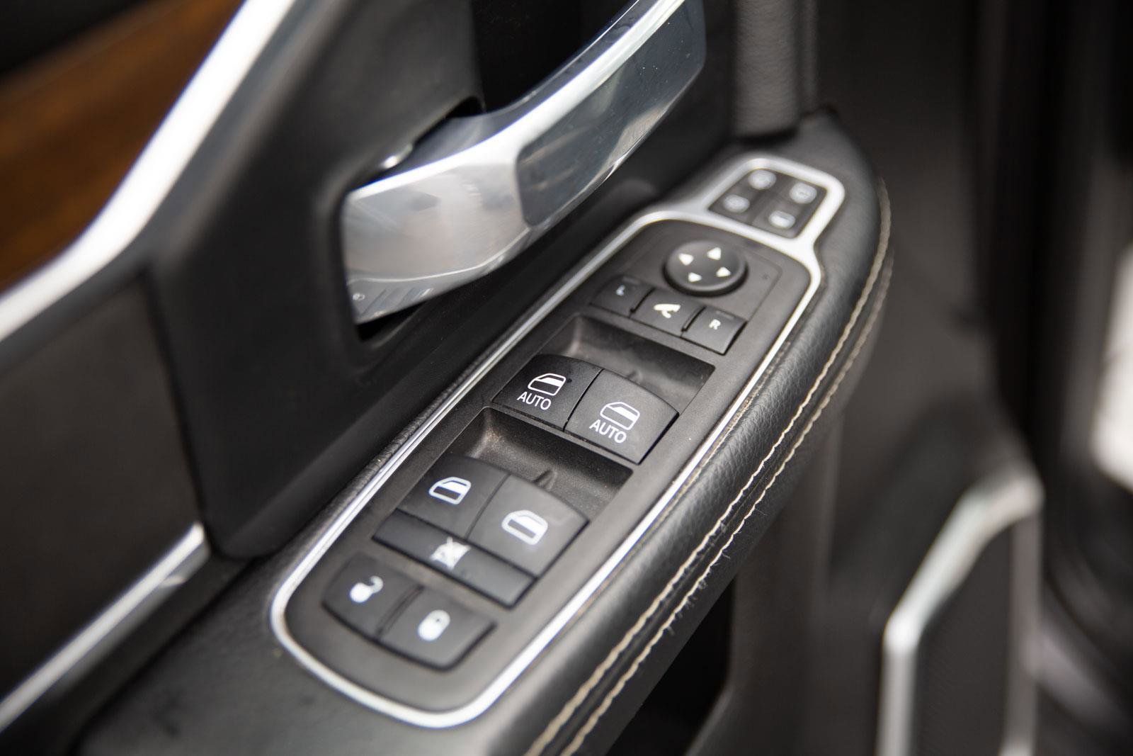 Used 2024 RAM 2500 Laramie AWD/4WD image 19