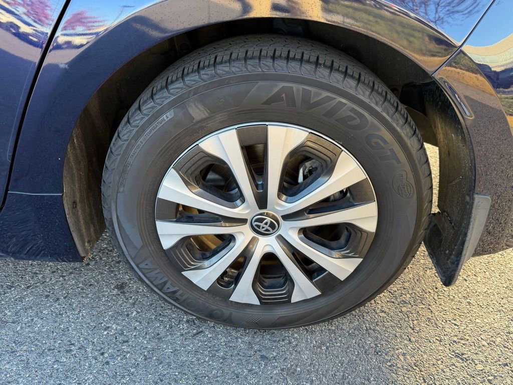 Used 2022 Toyota Corolla LE image 13