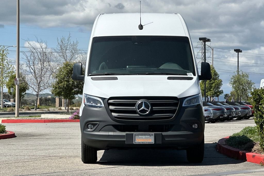 New 2024 Mercedes-Benz eSprinter 170 Cargo image 8