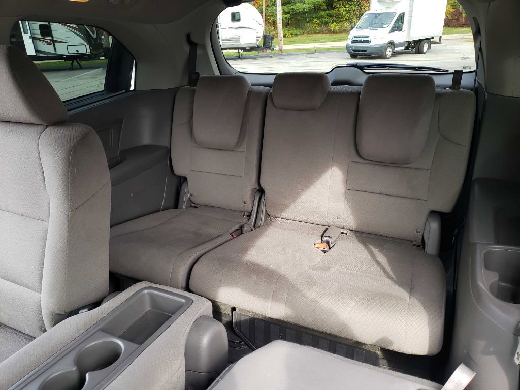 Used 2015 Honda Odyssey EX image 25