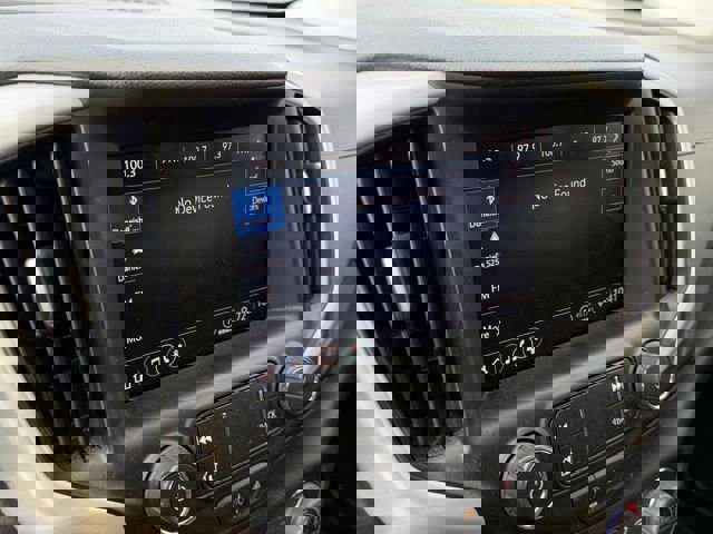 Used 2022 GMC Terrain SLT image 19