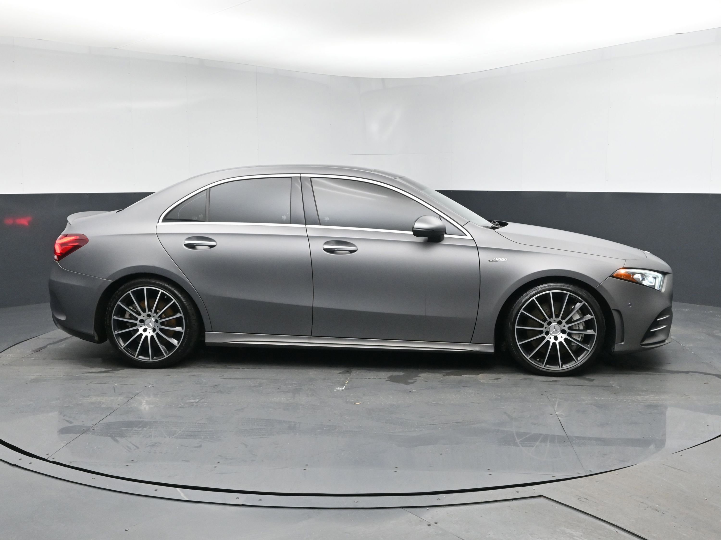 Used 2020 Mercedes-Benz A 35 AMG 4MATIC image 3