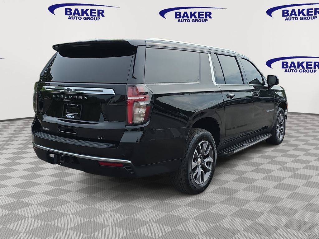 Used 2022 Chevrolet Suburban LT w/ Luxury Package AWD/4WD image 5