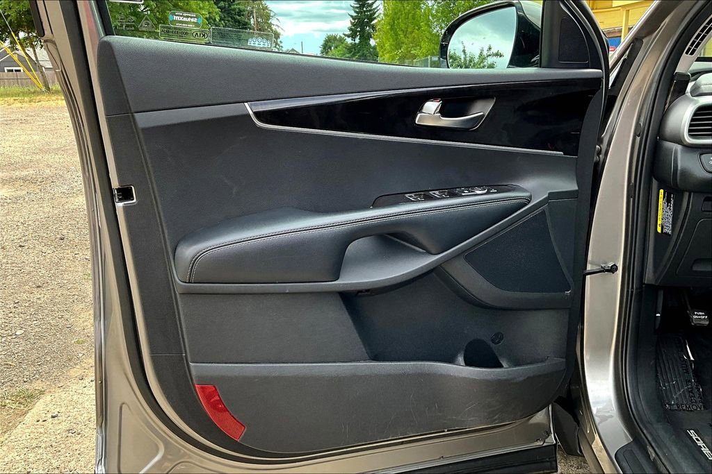 Used 2018 Kia Sorento L FWD image 22
